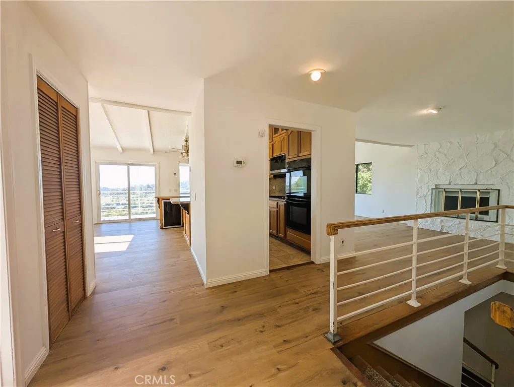 2076 Hanscom Drive, South Pasadena, California 91030 home-pic-8