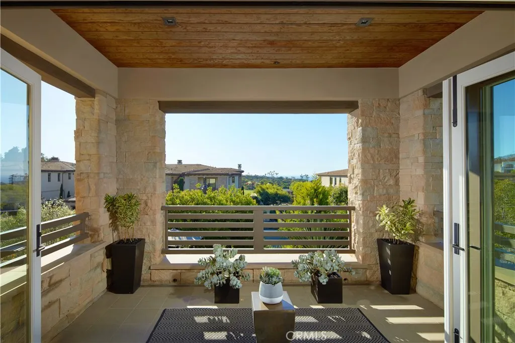 72 Monarch Beach Resort S, Dana Point, California 92629 home-pic-15