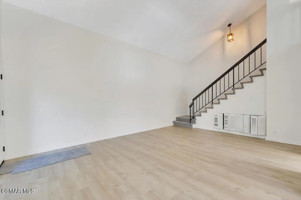 170 Spanish Moss Place, Camarillo, California 93010 home-pic-8