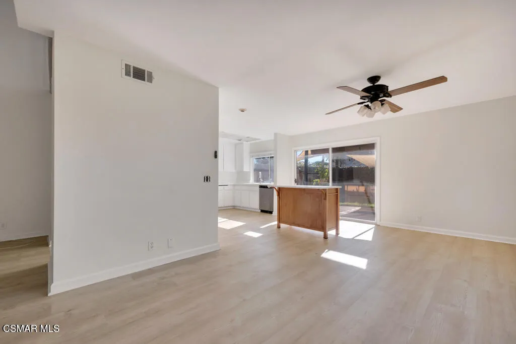 170 Spanish Moss Place, Camarillo, California 93010 home-pic-11