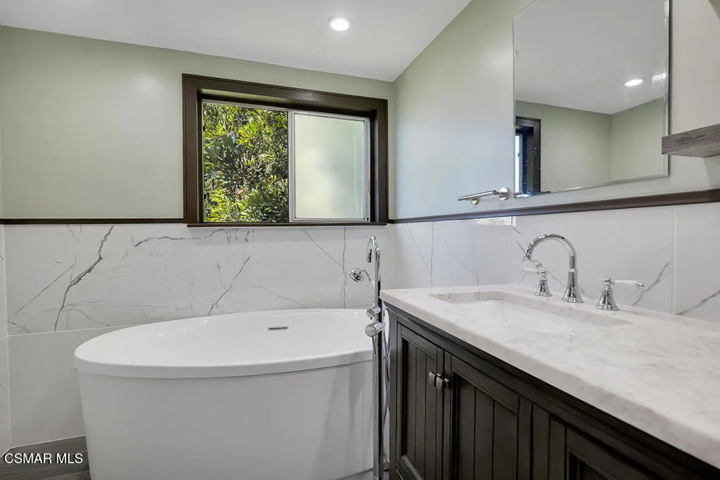 170 Spanish Moss Place, Camarillo, California 93010 home-pic-24