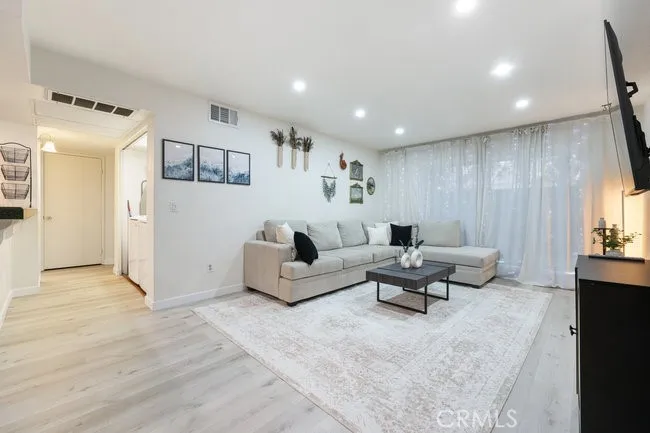5885 El Cajon Boulevard 105, San Diego, California 92115 home-pic-10