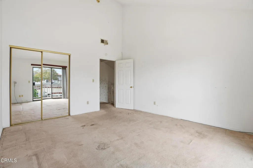 823 Earlham Street 4, Pasadena, California 91101 home-pic-21
