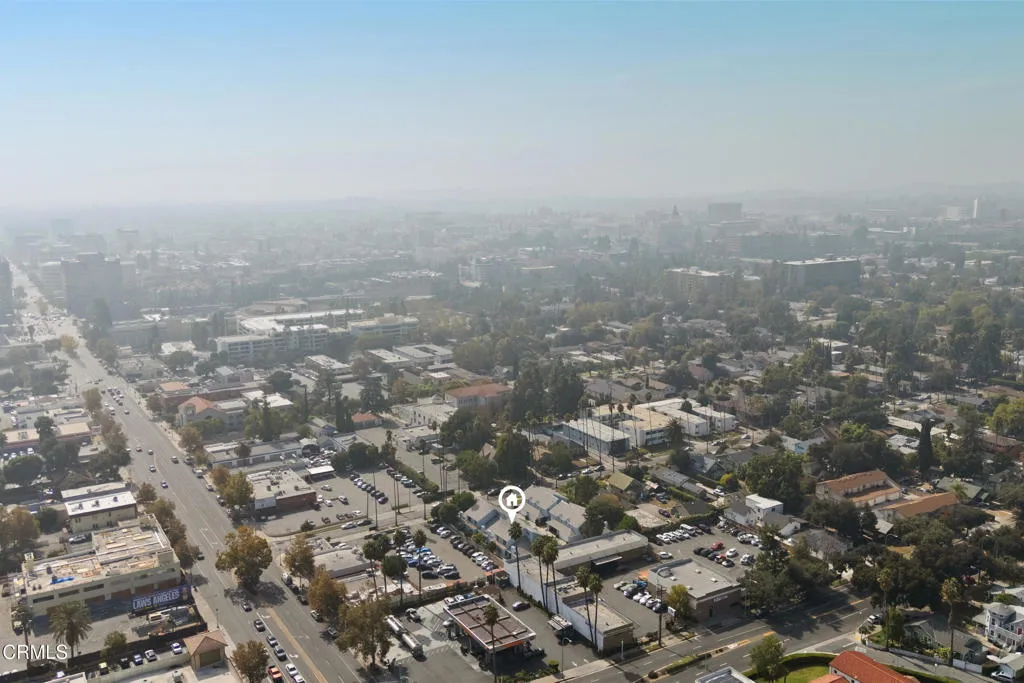 823 Earlham Street 4, Pasadena, California 91101 home-pic-34