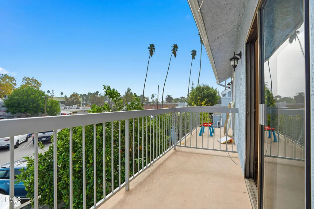 823 Earlham Street 4, Pasadena, California 91101 home-pic-22