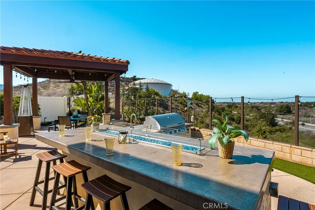 546 Escenico, Lake Forest, California 92630 home-pic-2