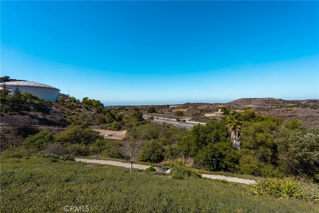 546 Escenico, Lake Forest, California 92630 home-pic-31
