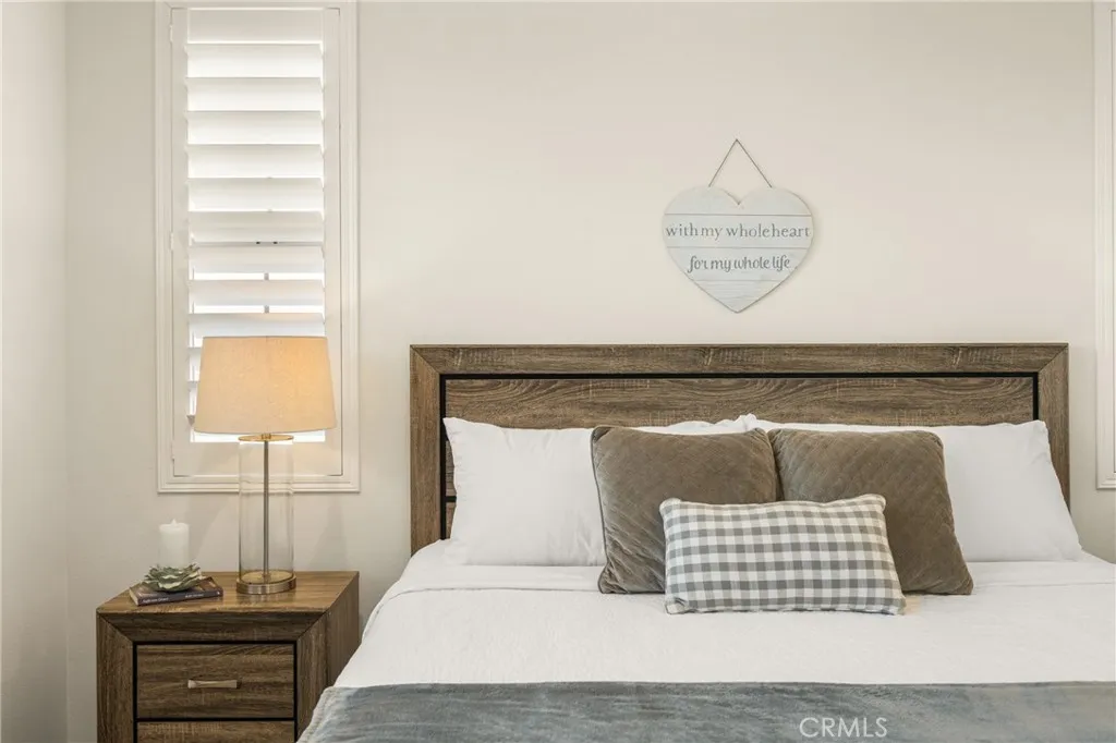 546 Escenico, Lake Forest, California 92630 home-pic-40