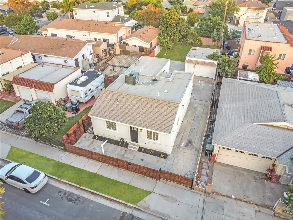 5712 Fishburn, Maywood, California 90270 home-pic-28