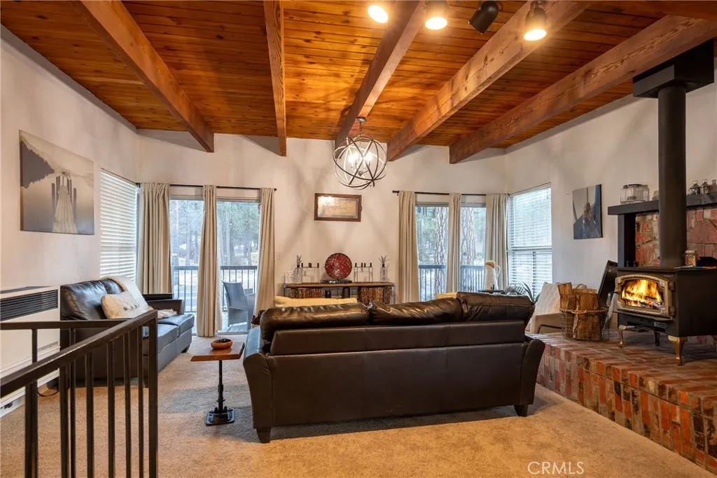 833 E Big Bear Boulevard, Big Bear City, California 92314 home-pic-2