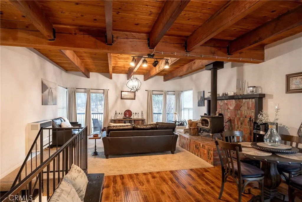 833 E Big Bear Boulevard, Big Bear City, California 92314 home-pic-4