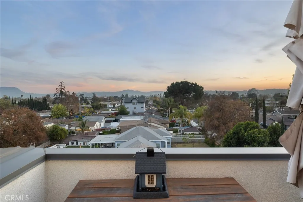 11324 W Raitt Lane, North Hollywood, California 91606 home-pic-32