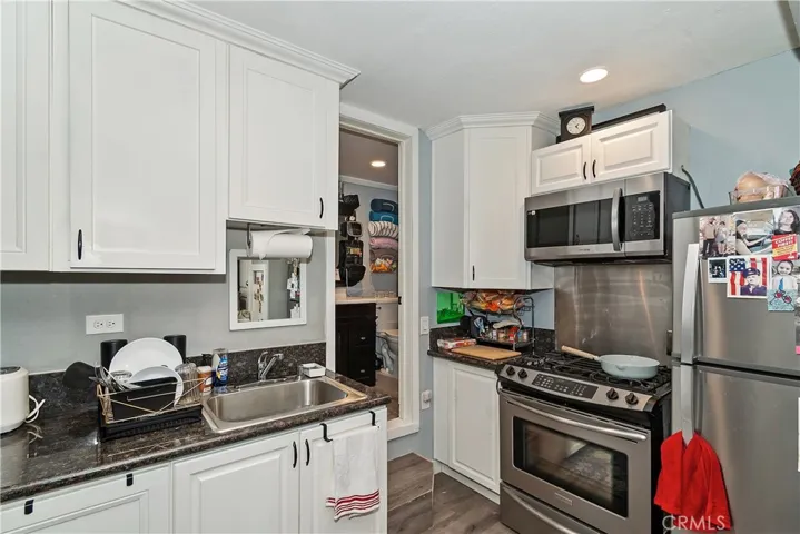 Downstairs Kitchenette