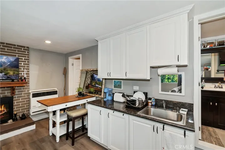 Downstairs Kitchenette