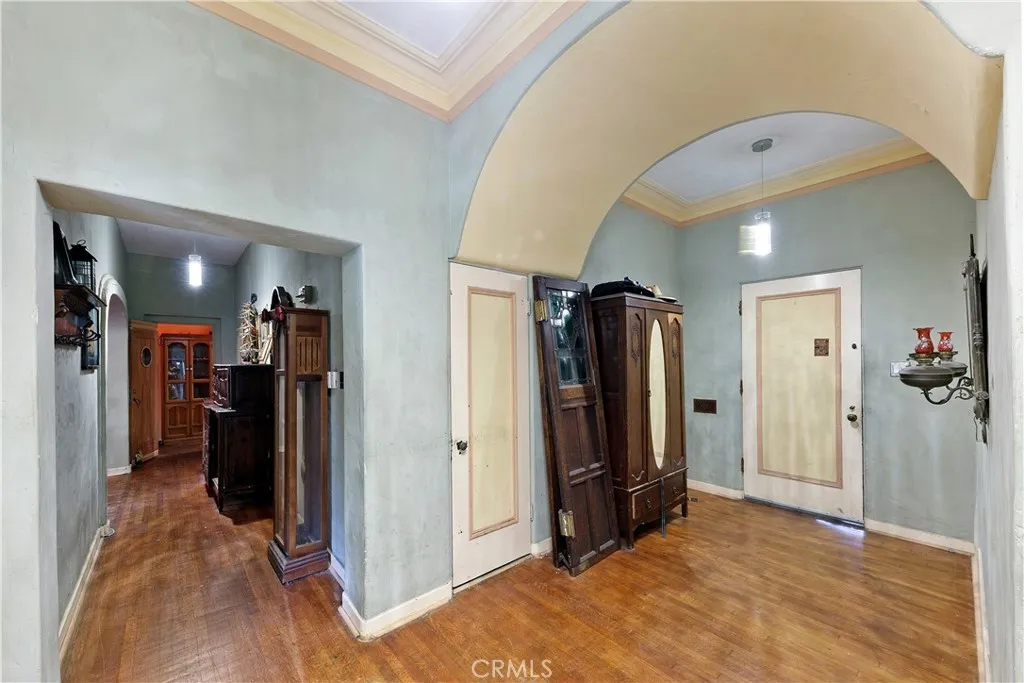 819 S Curson Avenue, Los Angeles, California 90036 home-pic-4