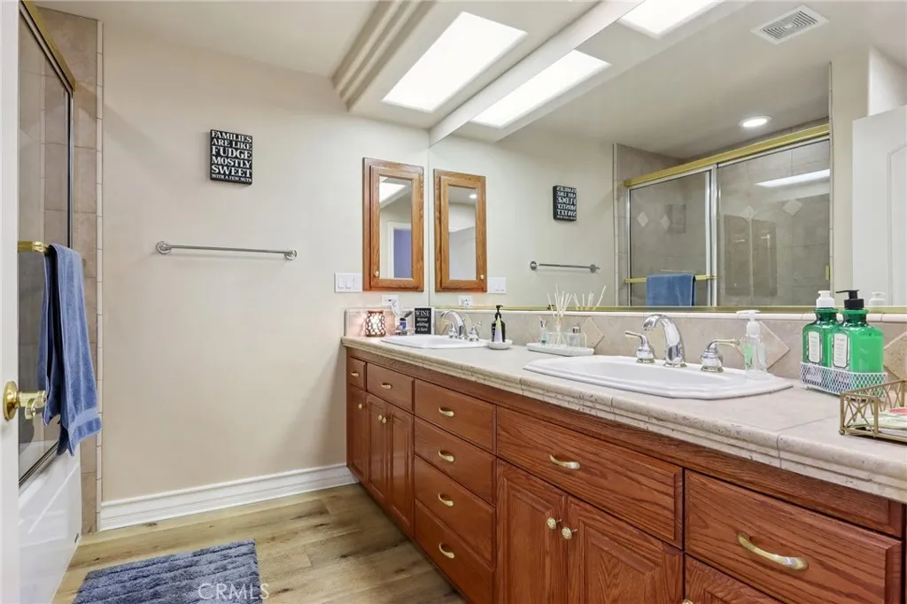 12780 Golf Course Drive, Victorville, California 92395 home-pic-21