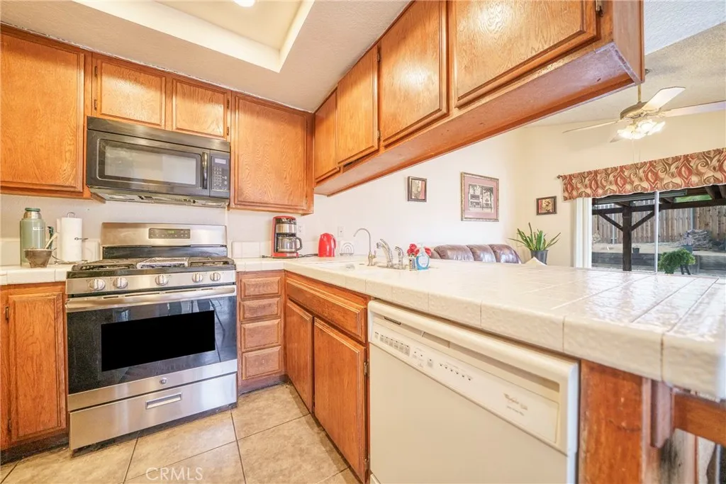 23540 Swan, Moreno Valley, California 92557 home-pic-8