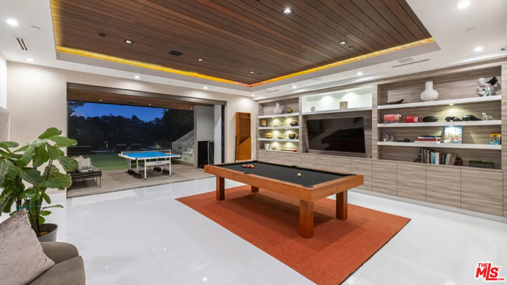 800 N Tigertail Road, Los Angeles, California 90049 home-pic-28