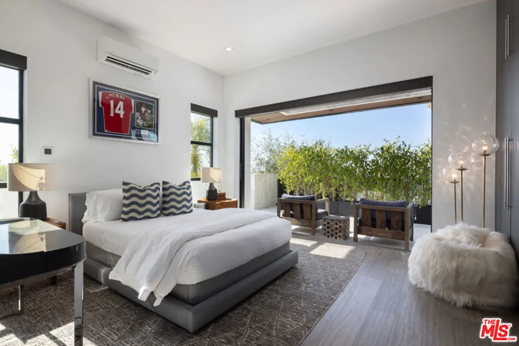 800 N Tigertail Road, Los Angeles, California 90049 home-pic-14