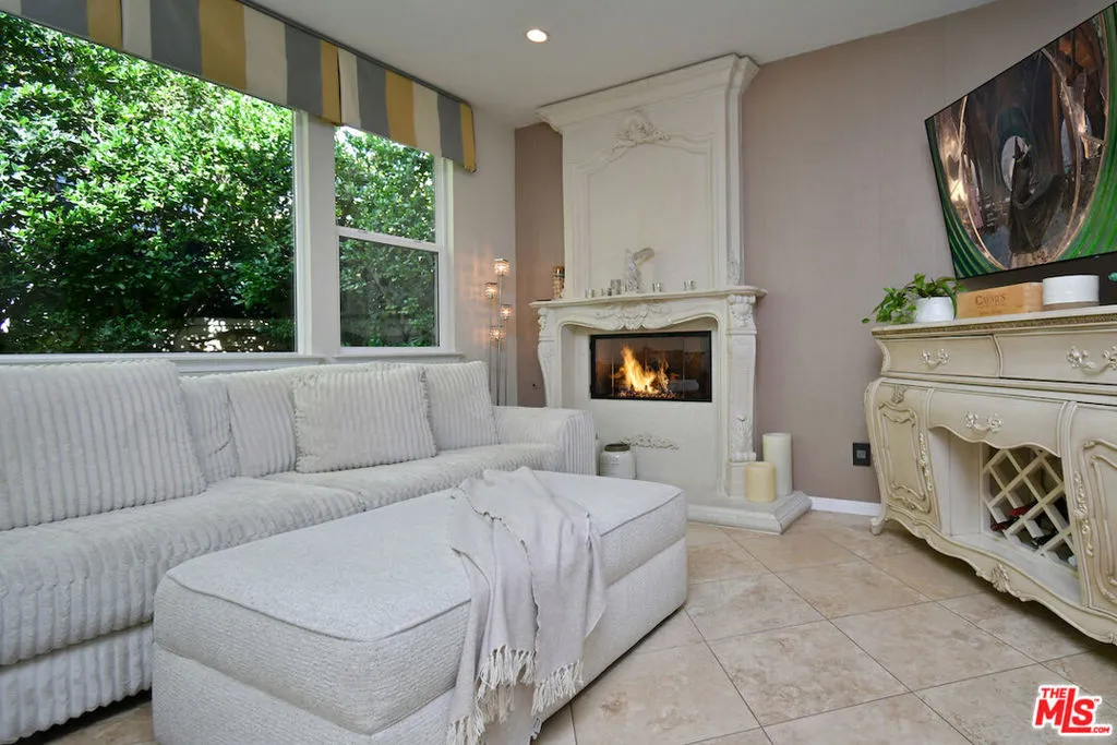 3661 El Encanto Drive, Calabasas, California 91302 home-pic-21