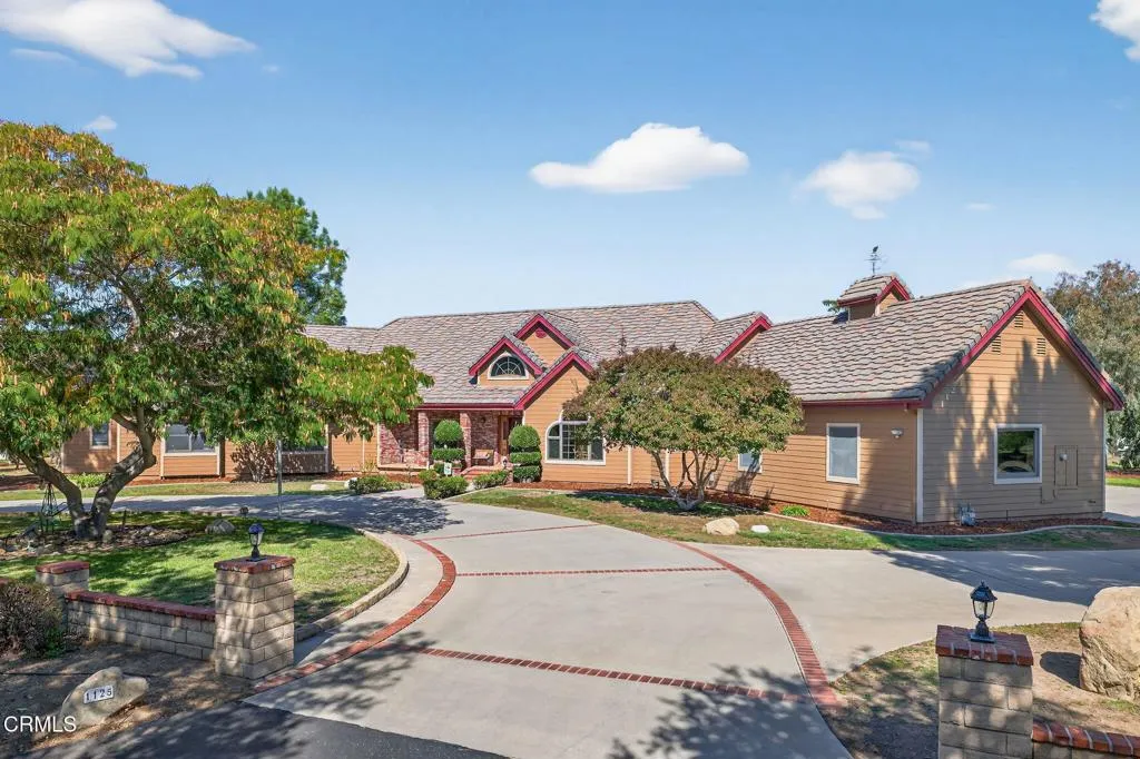 1125 Spring Street, Oak View, California 93022 home-pic-2