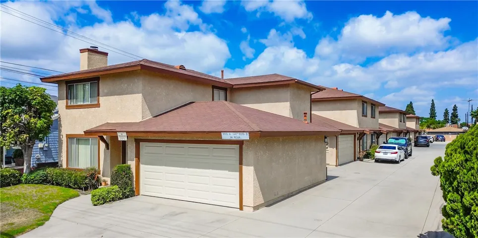 9513 Cedar St, Bellflower, California 90706
