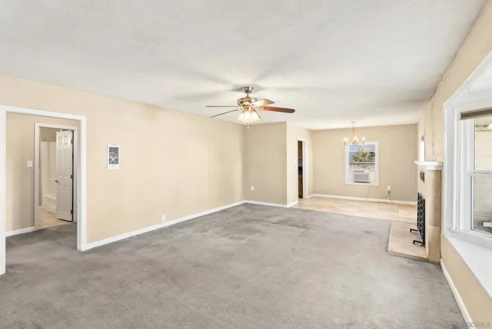 615 10th St, Ramona, California 92065