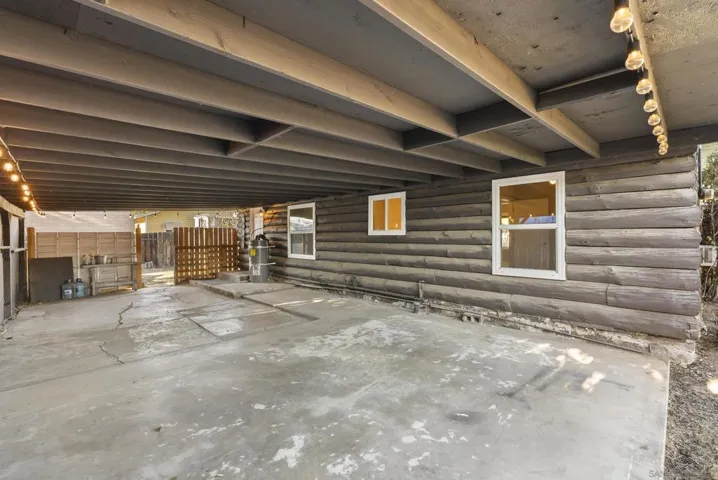 615 10th St, Ramona, California 92065
