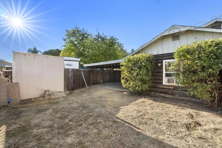 615 10th St, Ramona, California 92065