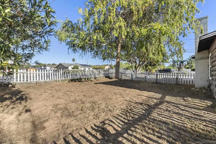 615 10th St, Ramona, California 92065