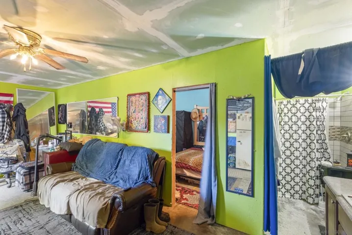 615 10th St, Ramona, California 92065