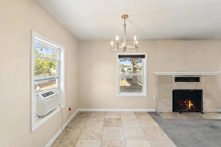 615 10th St, Ramona, California 92065
