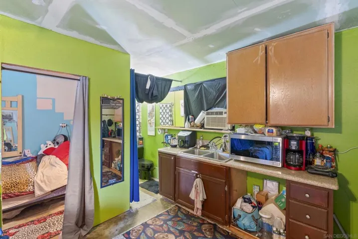 615 10th St, Ramona, California 92065