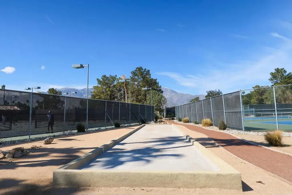 28621 E Portales Drive, Cathedral City, California 92234 home-pic-23