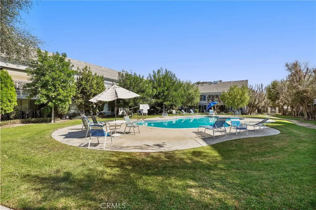 1521 S Pomona Avenue A17, Fullerton, California 92832 home-pic-29