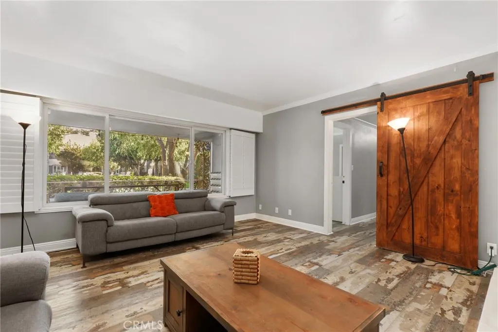 1521 S Pomona Avenue A17, Fullerton, California 92832 home-pic-3