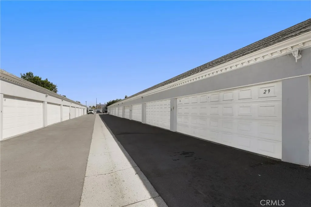 1521 S Pomona Avenue A17, Fullerton, California 92832 home-pic-26