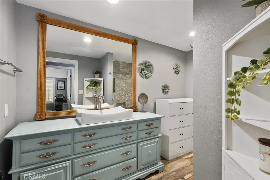1521 S Pomona Avenue A17, Fullerton, California 92832 home-pic-20
