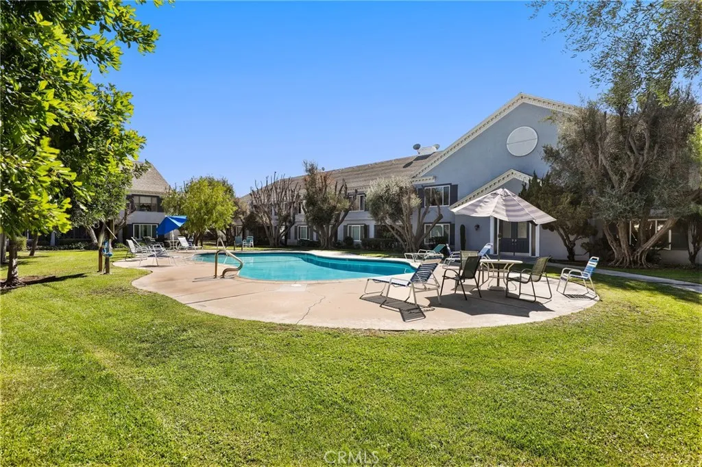 1521 S Pomona Avenue A17, Fullerton, California 92832 home-pic-28