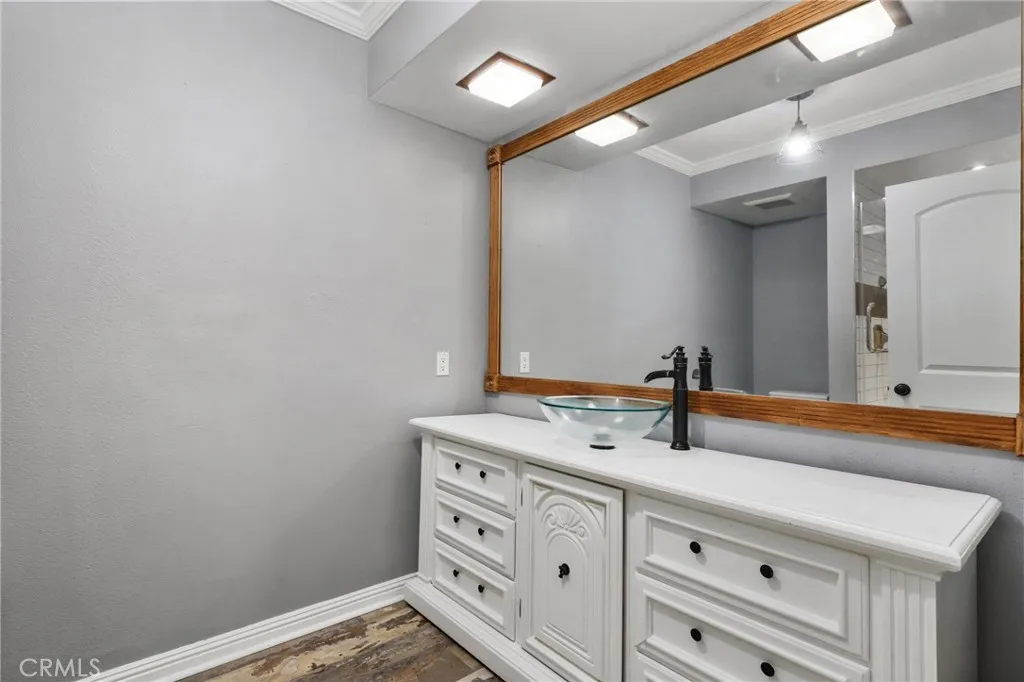 1521 S Pomona Avenue A17, Fullerton, California 92832 home-pic-22