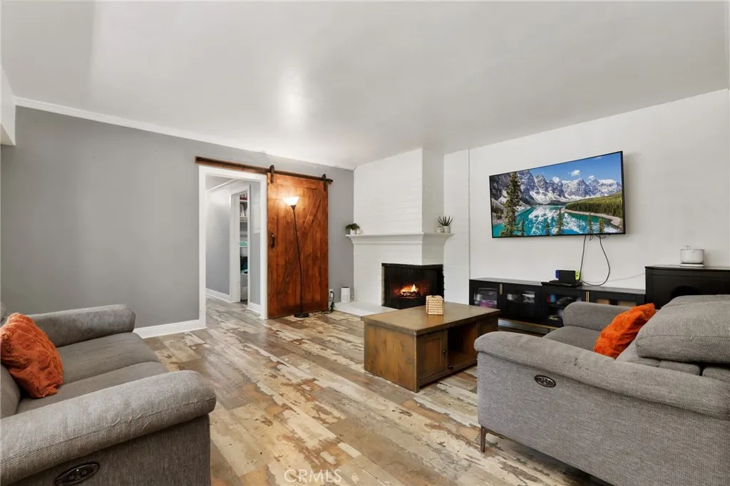 1521 S Pomona Avenue A17, Fullerton, California 92832 home-pic-1