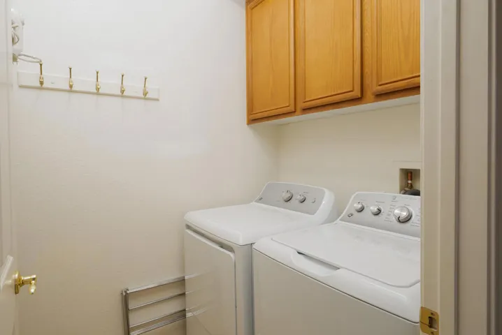 Natoma-18