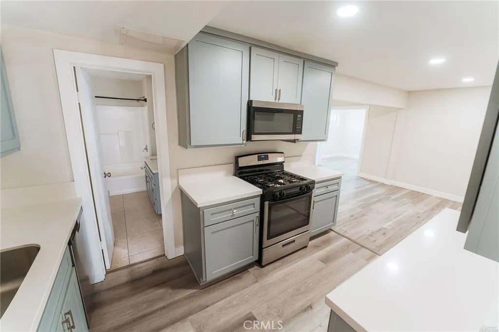 35372 Avenue E, Yucaipa, California 92399 home-pic-10