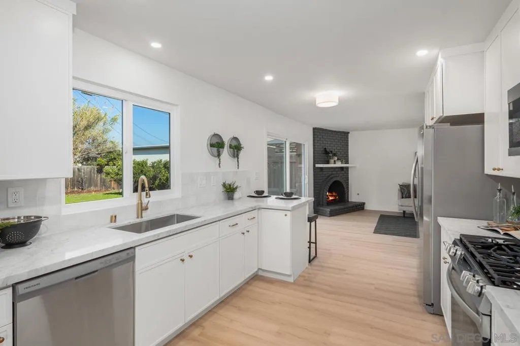 1755 253rd St, Lomita, California 90717 home-pic-10