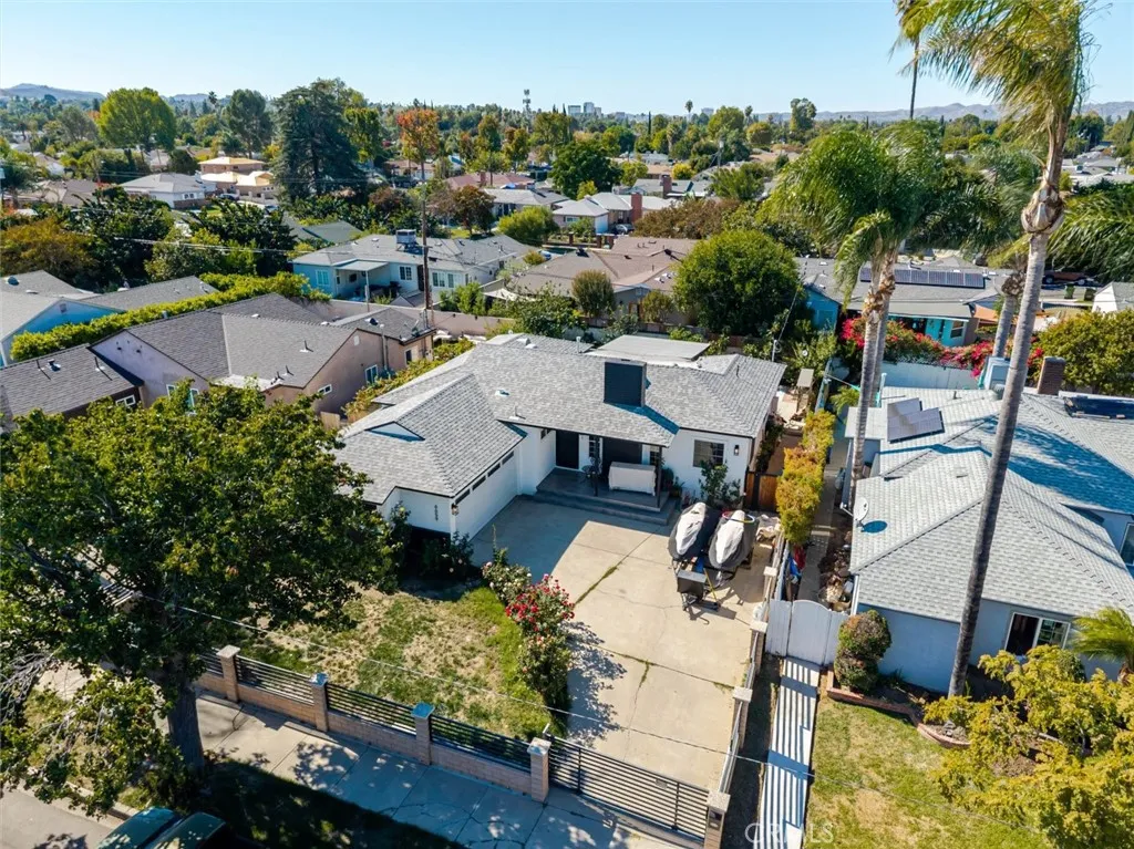 6659 Shirley Avenue, Reseda, California 91335 home-pic-30