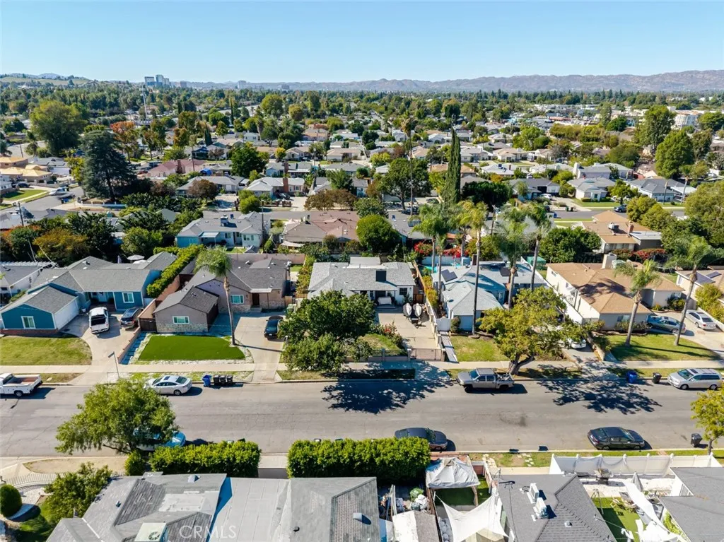 6659 Shirley Avenue, Reseda, California 91335 home-pic-32