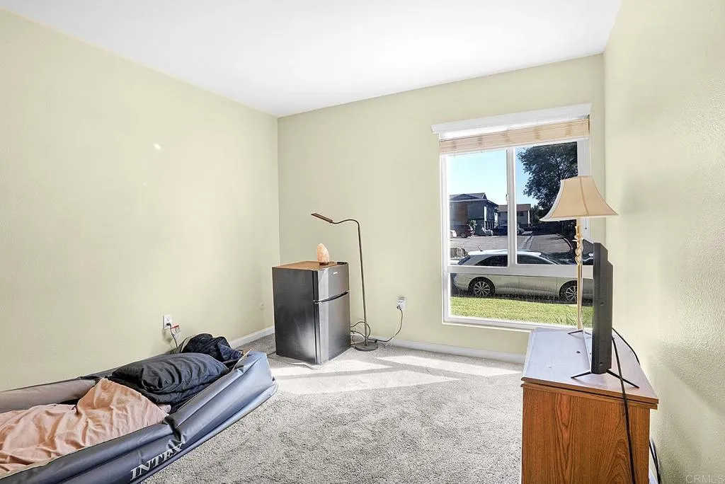 2536 White Oak Place 1, Escondido, California 92027 home-pic-17