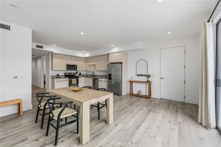 3910 Kentucky, Los Angeles, California 90068