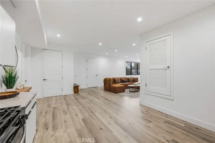 3910 Kentucky, Los Angeles, California 90068