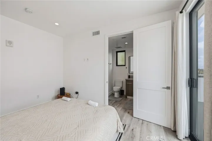 3910 Kentucky, Los Angeles, California 90068